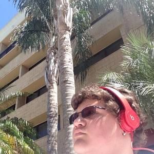 Meet your Posher, Robert