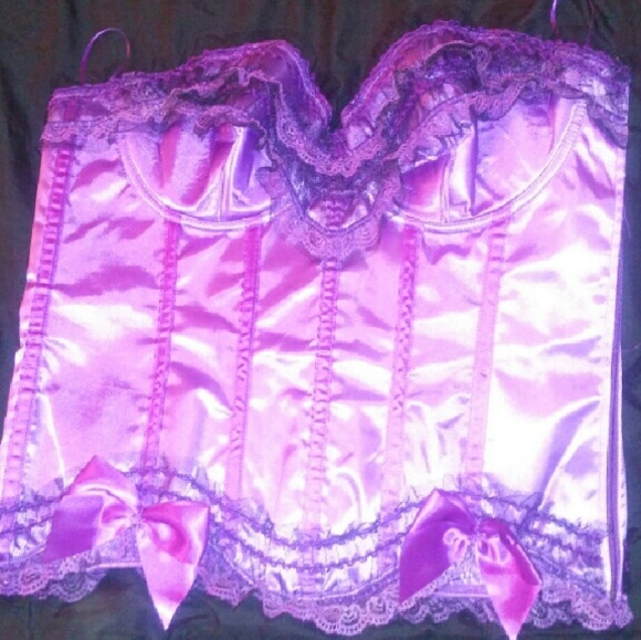 Puprle corset