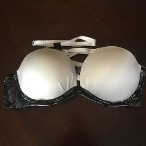 Victoria's Secret Fabulous strapless push-up bra