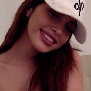 Meet your Posher, Brisa