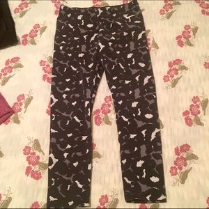 😍 cheetah Nike capris