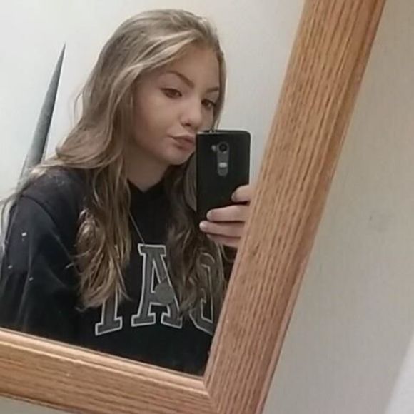 Nicole - Picture 1 of 1