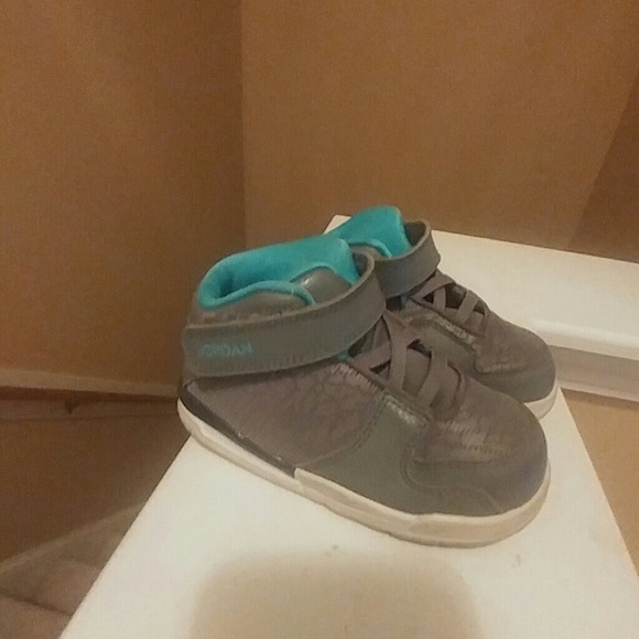 Baby Jordan's - Picture 1 of 3