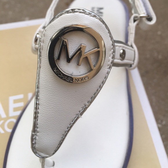 Michael kors toddler girls sandals - Picture 2 of 4