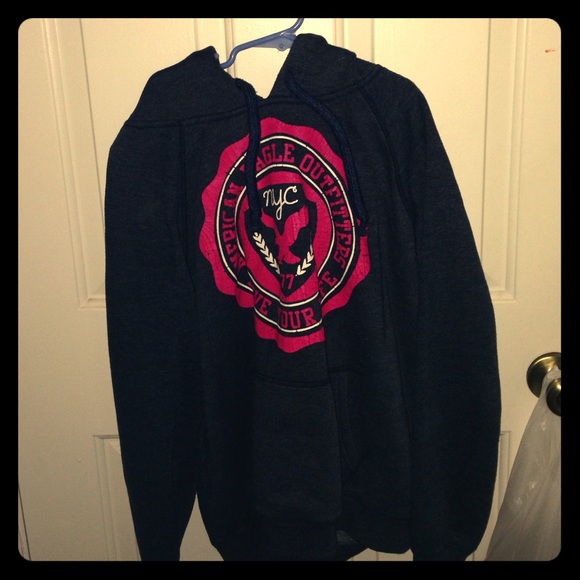 American eagle outfitters sweatshirt