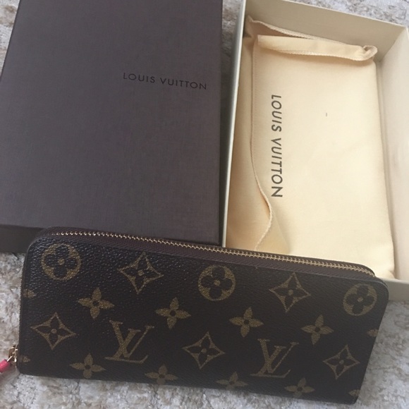 ❌SOLD❌Louis Vuitton clemence monogram wallet