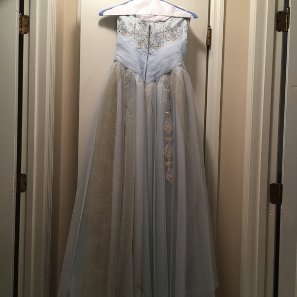 Pageant dress - Picture 3 of 4