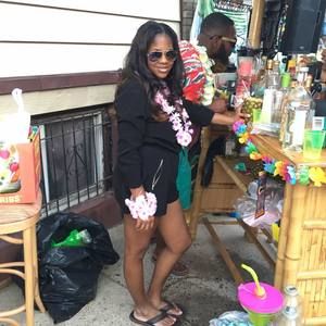 Meet your Posher, Na'quisha