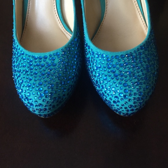 Gianni Bini Jaysie jewel-detail pump - Picture 2 of 3