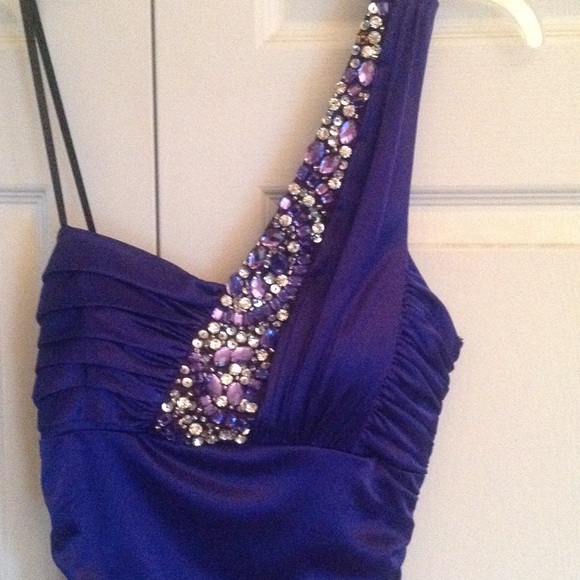 Vintage purple embellished high low gown Sz M NWOT
