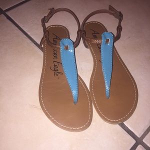Sandals size 6