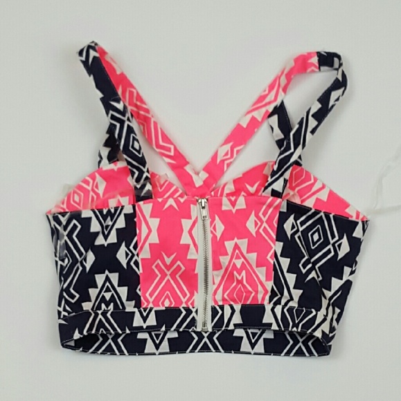 ⚠️SOLD⚠️Short top - Picture 2 of 2