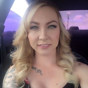 Meet your Posher, Destiny