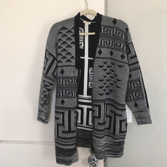 Patterned zipper cardigan