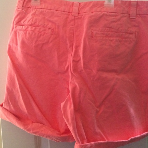 Hot pink GAP shorts - Picture 3 of 3