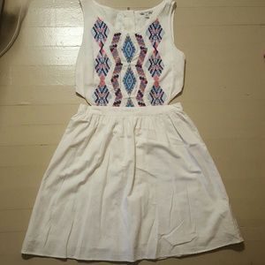 AE Aztec Embroidery dress