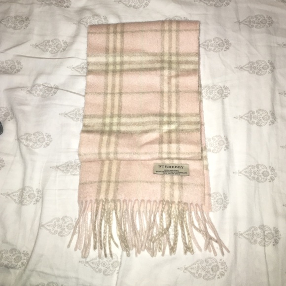 Burberry cashmere scarf