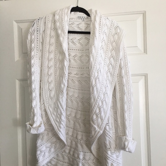 CAbi Circle Sweater size M