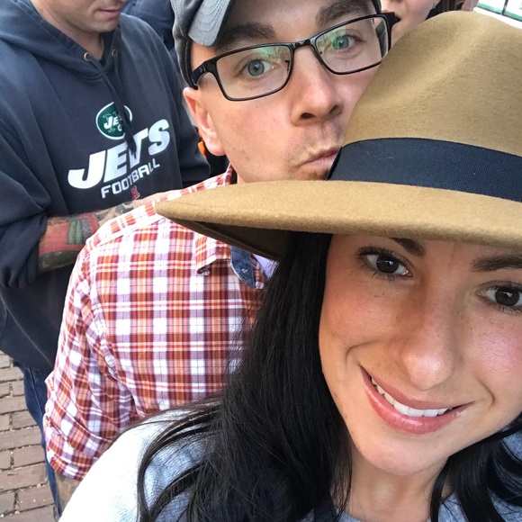 | Hi There! | - Picture 4 of 5