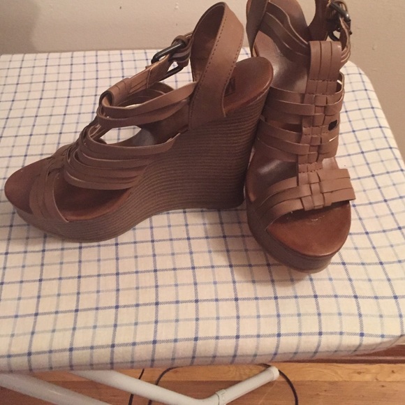 Tan Wedges - Picture 2 of 2