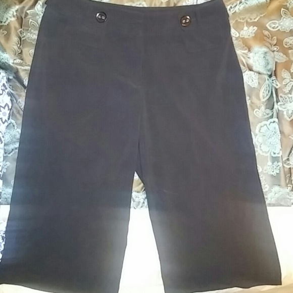 Like new black coolocks!! Size 16W