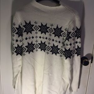 H&M long sweater/ short dress with winter pattern