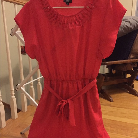 Coral Short Sleeved Knee Length Dress
