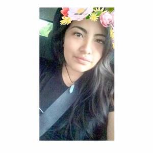 Meet your Posher, Araceli