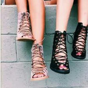 Jeffrey Campbell Cors Bootie