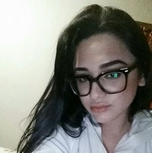 Meet your Posher, Georgette