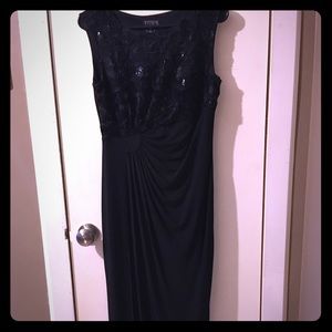 Beautiful sequin florette detail dress