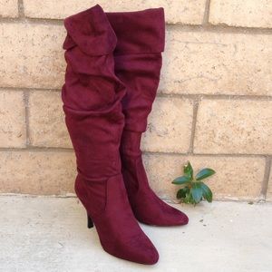 Skechers red  wine faux suede soft boots