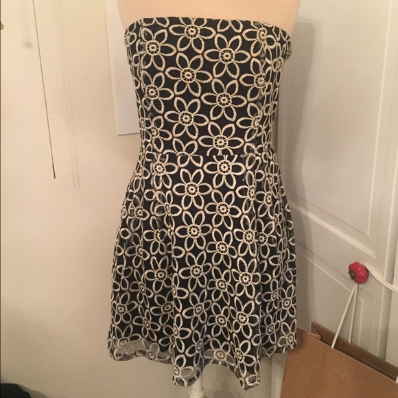 Black and Gold Flower Lace Strapless Dress - Picture 1 of 3