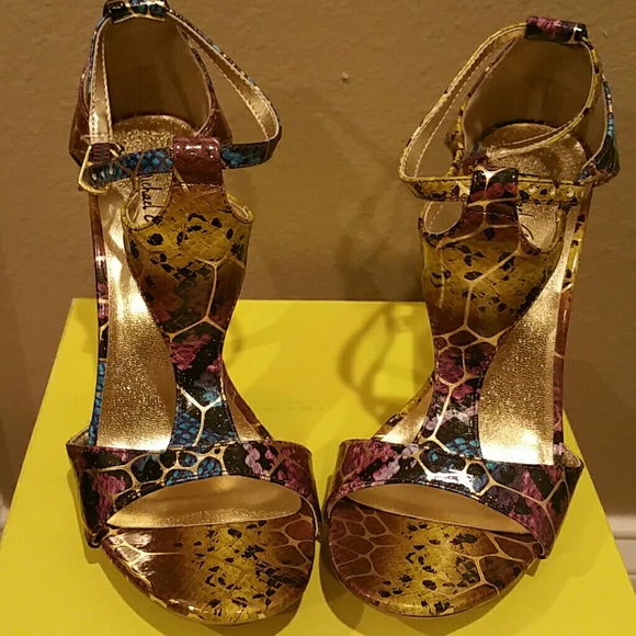 Multicolored heels - Picture 4 of 4