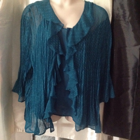 Two piece teal top