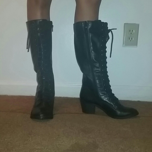 Women's boots (NWOT)
