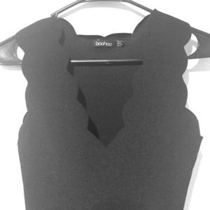 Boohoo Black Scallop Edged Bodysuit