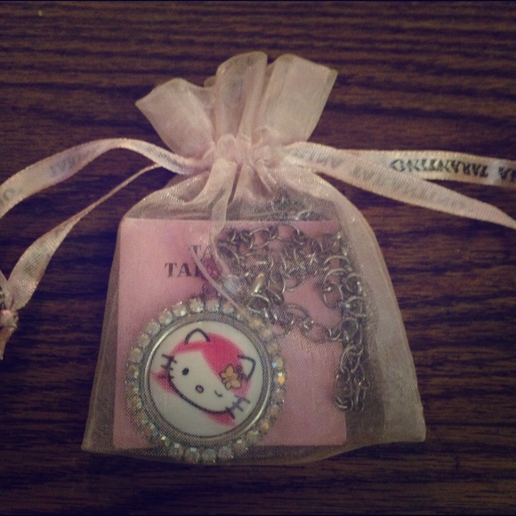 Tarina Tarantino Pink Head Necklace