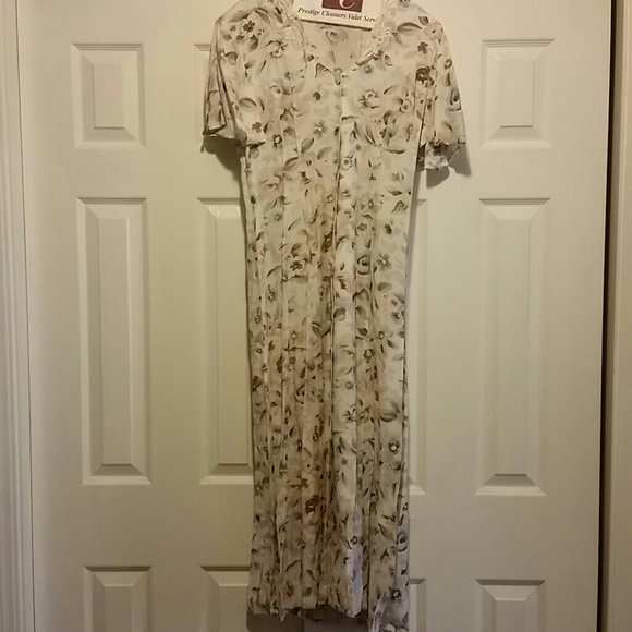 Floral and lace long dress