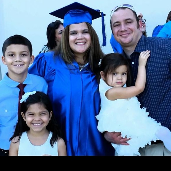 Meet your Posher, Jen! βΌοΈI'VE LOST 70 lbsβΌοΈ - Picture 2 of 4