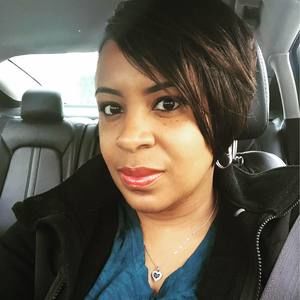 Meet your Posher, Candace