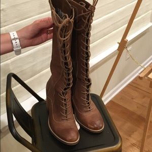 Seychelles - women size 10- never worn