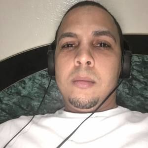 Meet your Posher, Eduardo