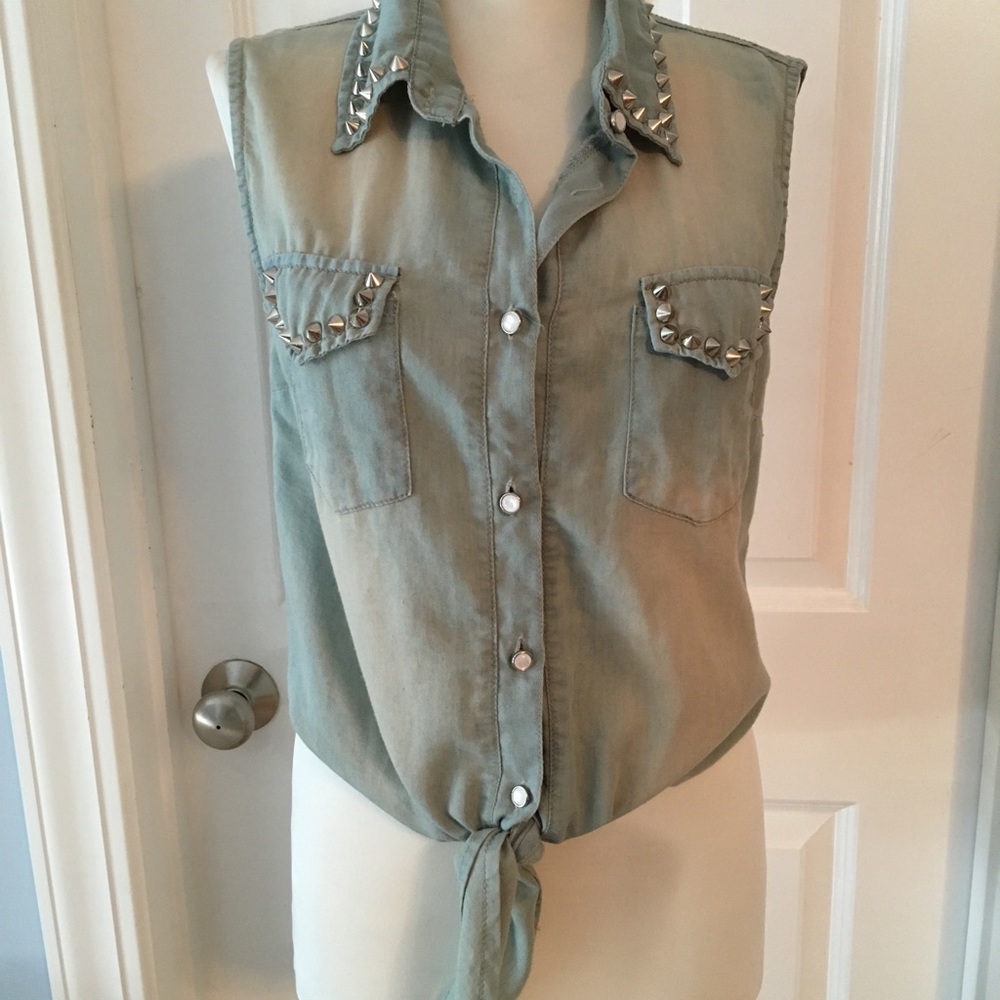 Sleeveless chambray studded tie shirt NWT S