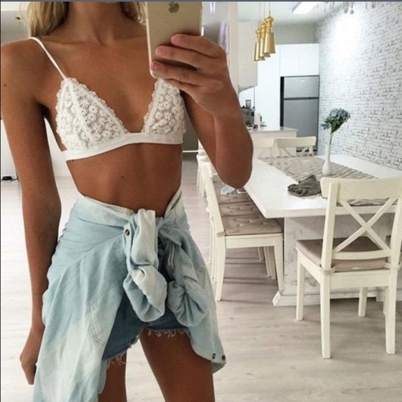 Free People Other - White Floral brallette New in Package