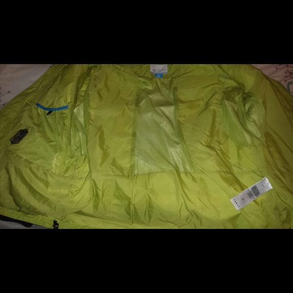 Columbia winter jacket - Picture 3 of 3