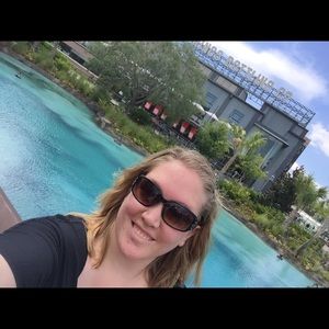 Meet your Posher, Katie