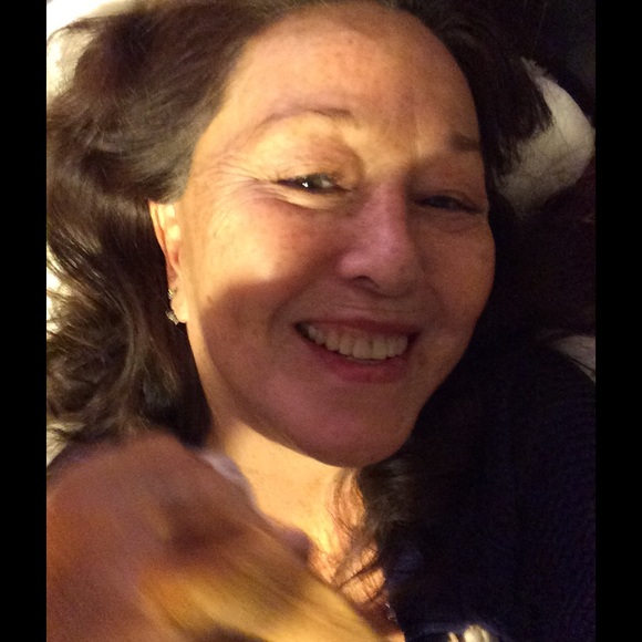 Meet your Posher, Carolyn