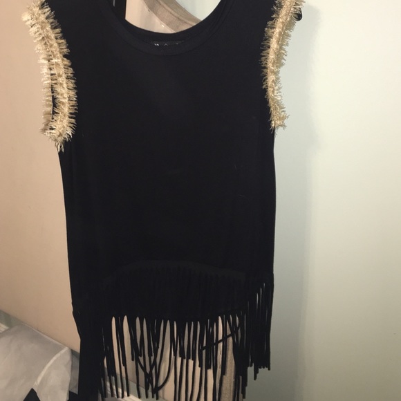 Basically Me top style #766 - Picture 1 of 2