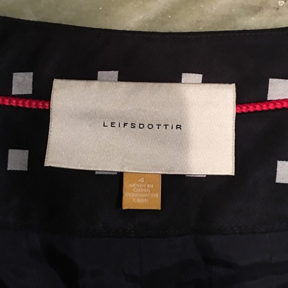 Shorts - Picture 3 of 3